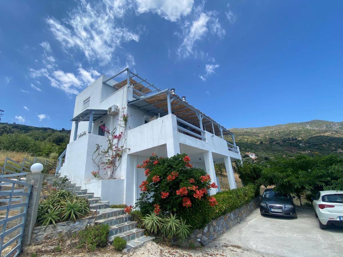 Villa Agnanti Akhladherí Exterior foto